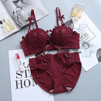 Γυναικείο σετ εσωρούχων με δαντέλα