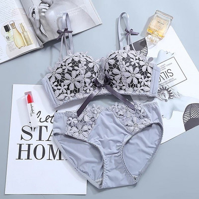 Γυναικείο σετ εσωρούχων με δαντέλα