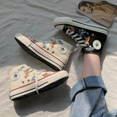 Ikdienas sieviešu kedas ar plakanām zolēm un krāsainiem izšuvumiem