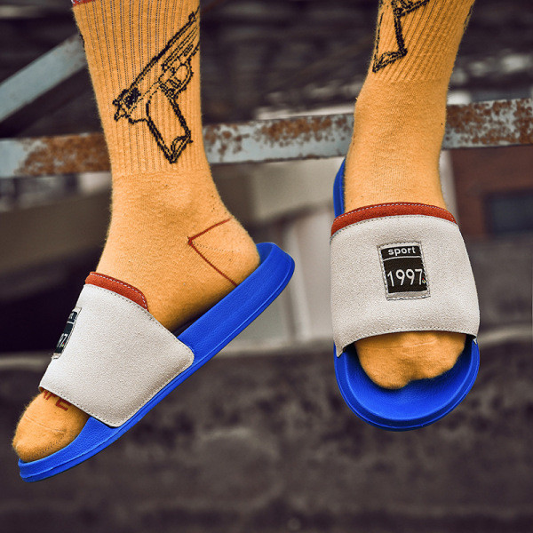 Papuci casual barbatesti cu talpa plata si inscriptionare