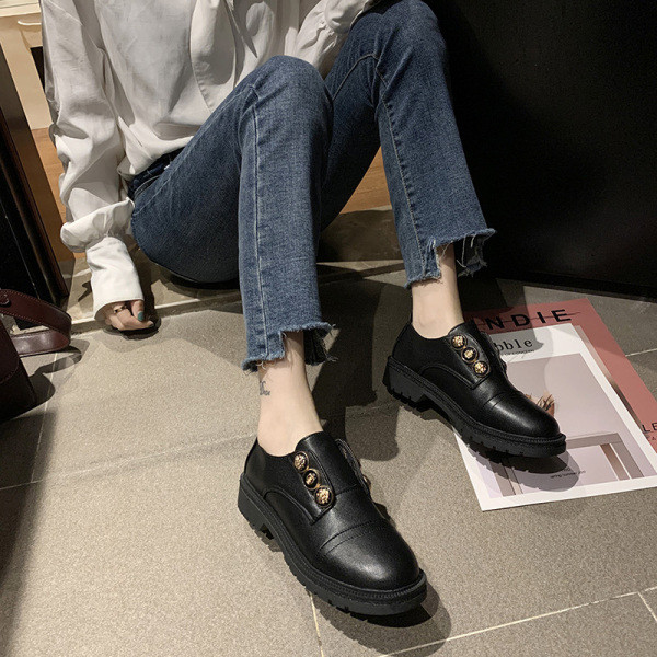 Ikdienas sieviešu apavi no mākslīgās ādas bez šņorēm