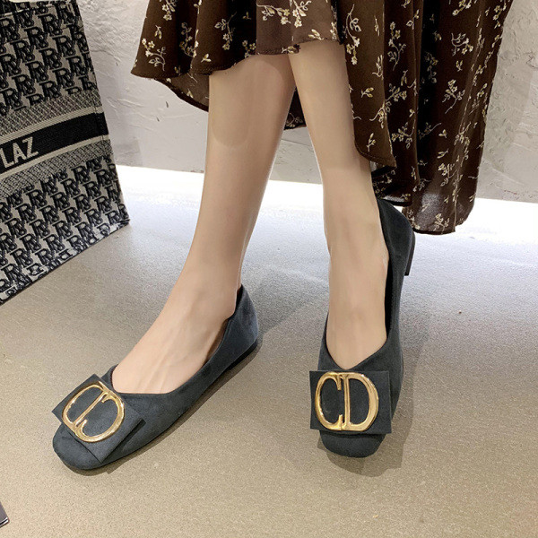 Pantofi casual de dama cu catarama metalica si talpa plata