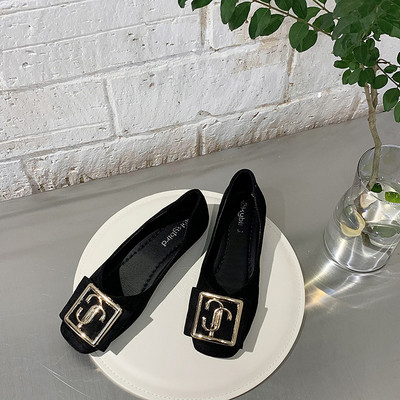 Laisvalaikio moteriški batai lygiais padais ir auksine sagtimi