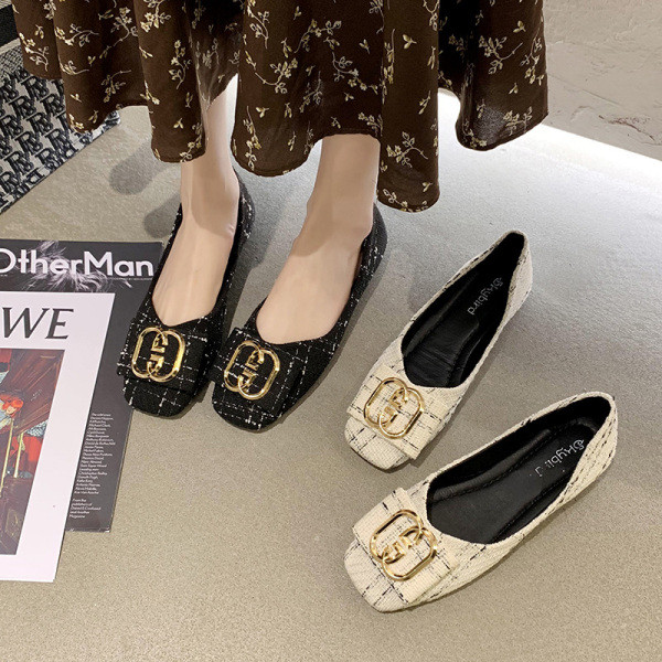 Metallist pandlaga vabaaja naiste ruudulised kingad