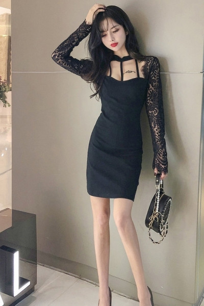 Rochie elegantă de damă, neagră, cu mâneci lungi și dantelă