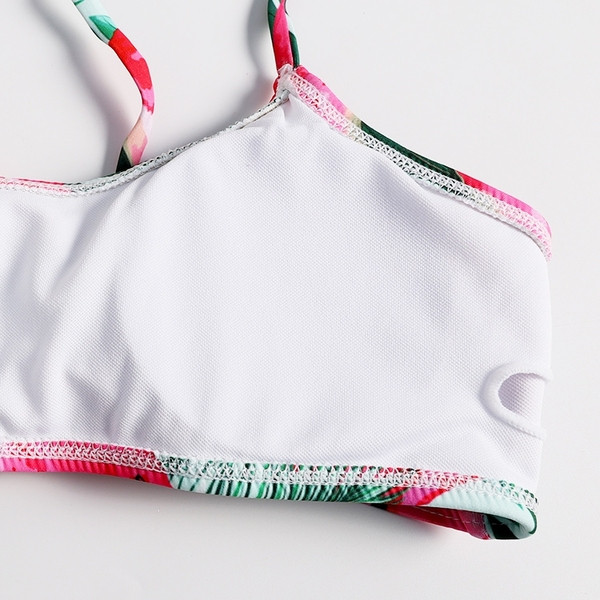 Нов модел бански костюм от две части с цветен десен с диня