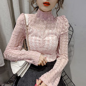 Sieviešu mežģīņu blūze ar augstu apkakli un garām piedurknēm