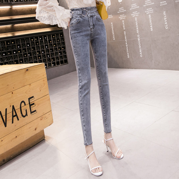 Praegused naiste teksad vöö ja kõrge vöökohaga