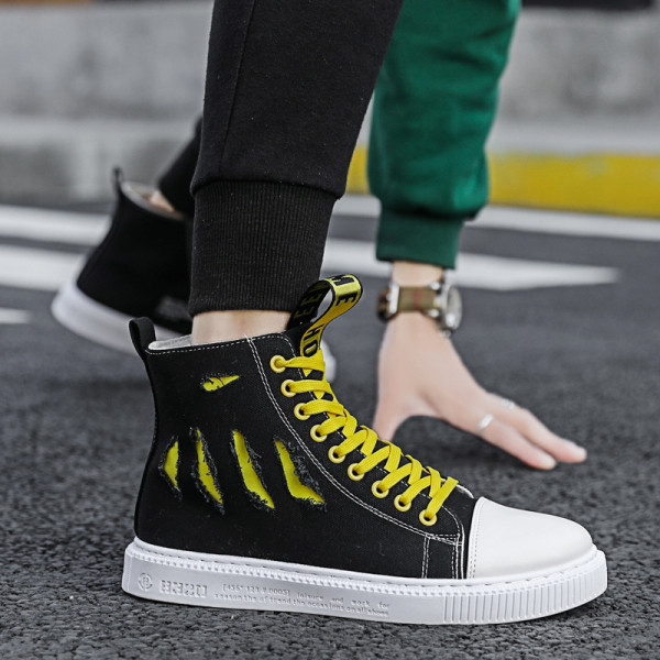 Vīriešu ikdienas kedas ar plakanu zoli un saplēstu motīvu