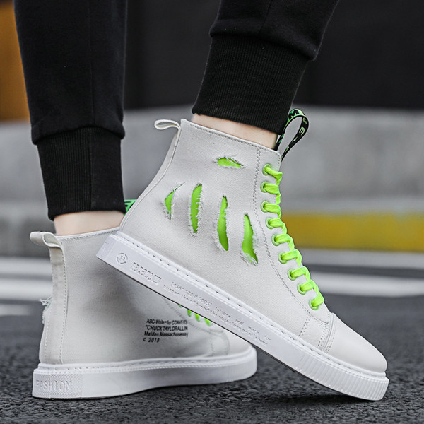 Vīriešu ikdienas kedas ar plakanu zoli un saplēstu motīvu