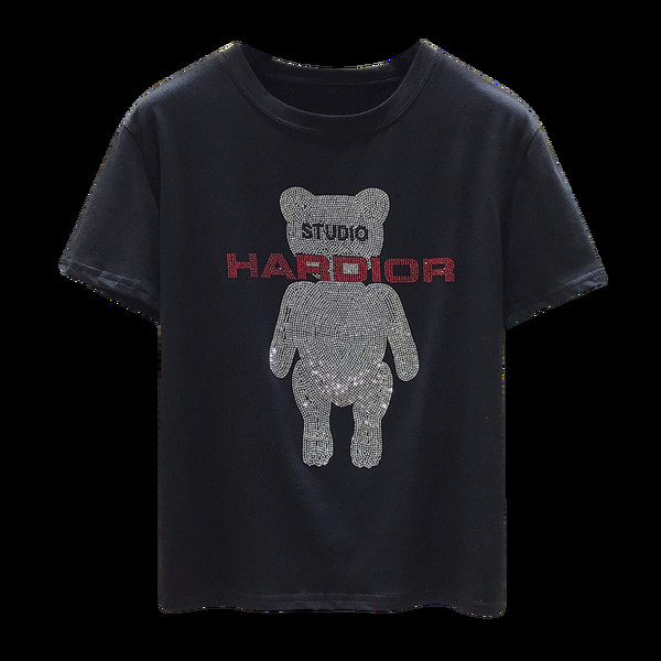 Sieviešu pavasara t-krekls ar apaļu kakla izgriezumu un aplikāciju