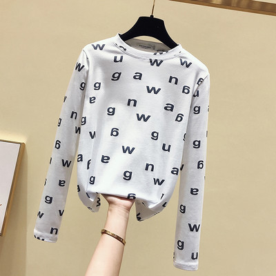 Καθημεινή γυναικεία μπλούζα με επιγραφή και στρογγυλό ντεκολτέ