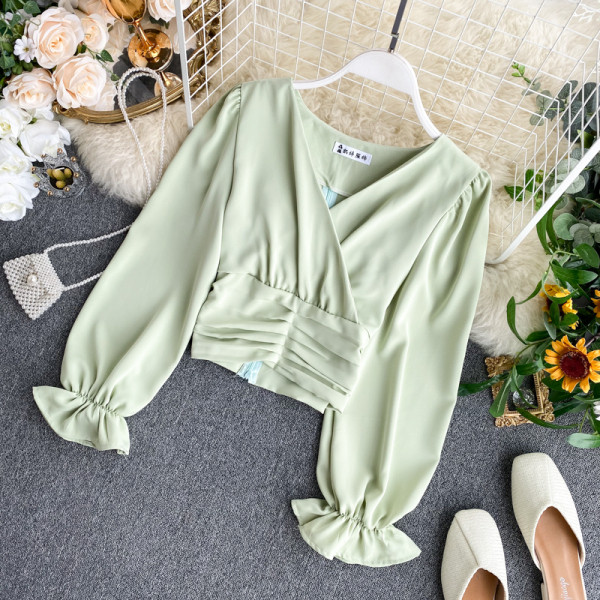 Vabaaja naiste lühike särk spitsikaelusega ja pikkade varrukatega