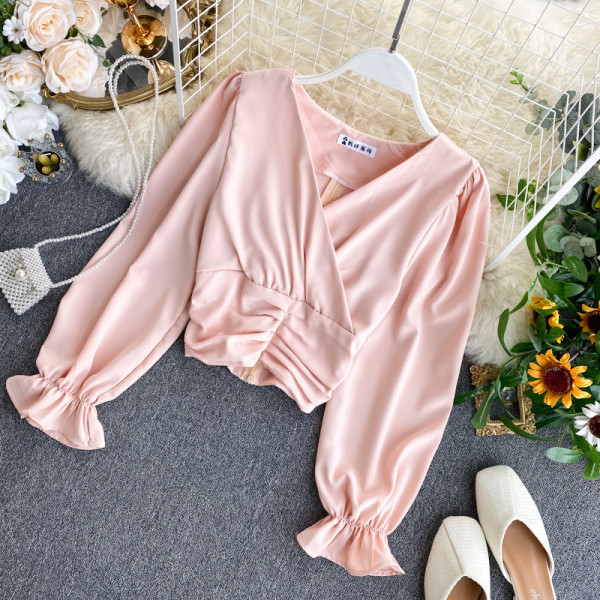 Vabaaja naiste lühike särk spitsikaelusega ja pikkade varrukatega