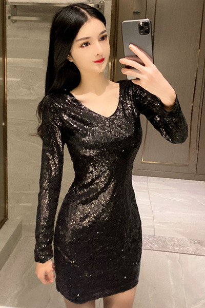 Rochie de dama cu paiete si maneci lungi