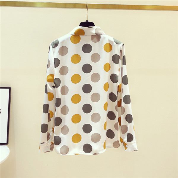 Modernūs moteriški marškiniai su spalvotais taškeliais ir klasikine apykakle