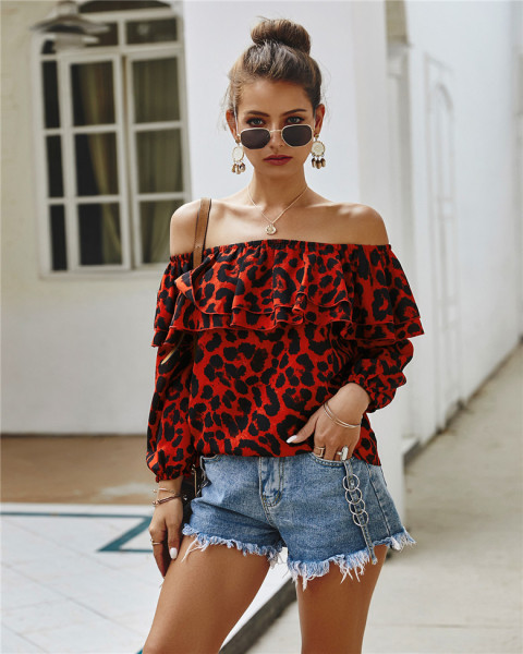 Bluză de damă modernă cu model leopard și decolteu barcă