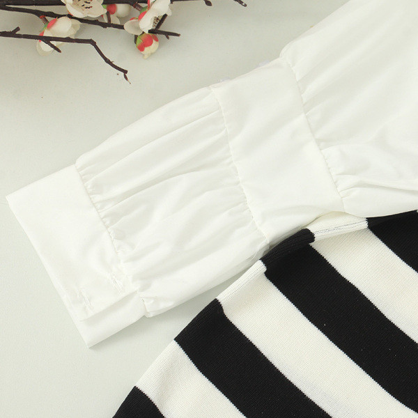 Sieviešu ikdienas blūze ar ovālu kakla izgriezumu un 3/4 piedurknēm