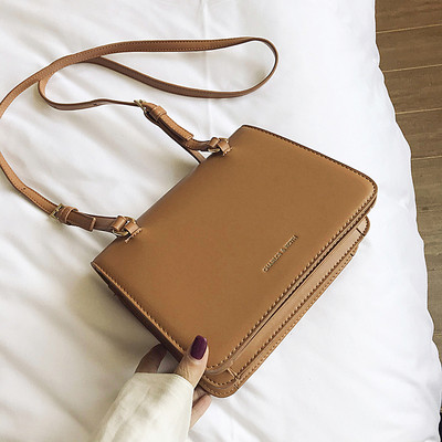 Καθημερινή εκό δερμάτινη τσάντα με μεγάλη λαβή - δύο μοντέλα