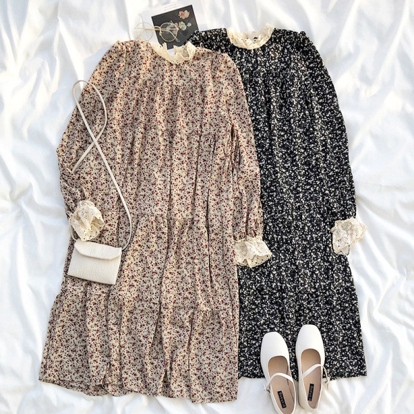 Μακρύ ρετρό στυλ γυναικείο φόρεμα με floral print και δαντέλα