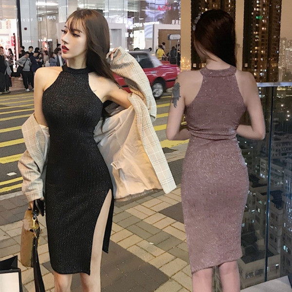 Šiuolaikinė moteriška blizganti suknelė su skeltuku