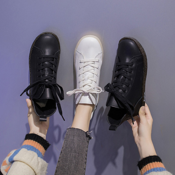 Ādas sieviešu ikdienas kedas ar plakanu zoli