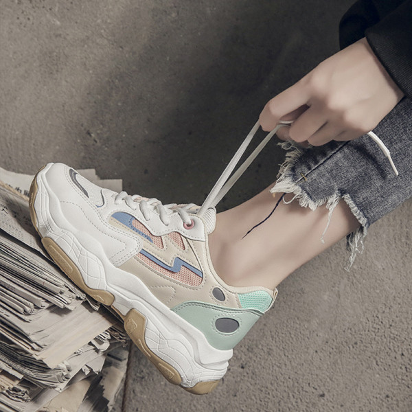 Sieviešu pavasara ikdienas kedas ar raupju zoli - izgatavotas no eko ādas