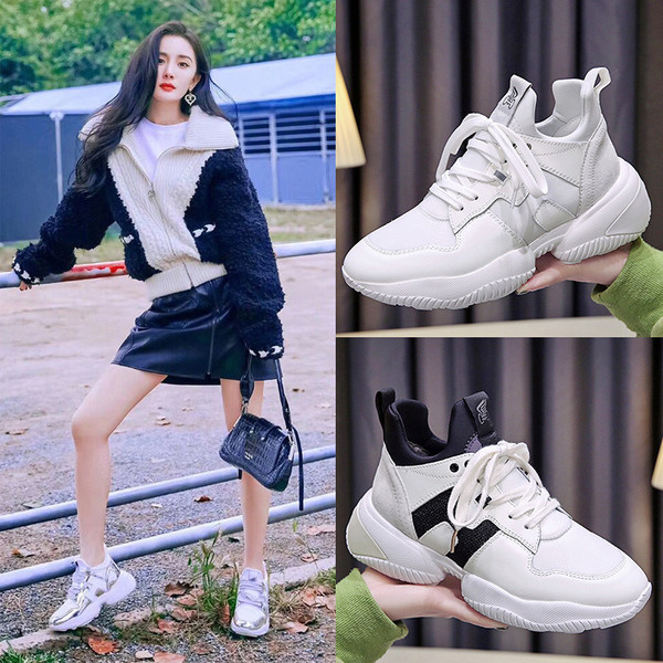 Καθημερινά γυναικεία παπούτσια με κορδόνια και τραχιά σόλες