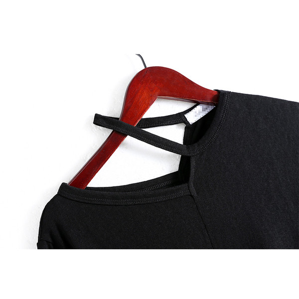 Sieviešu melna asimetriska blūze ar garām piedurknēm