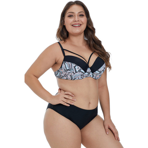 Sieviešu divdaļīgs peldkostīms melnā krāsā - liela izmēra