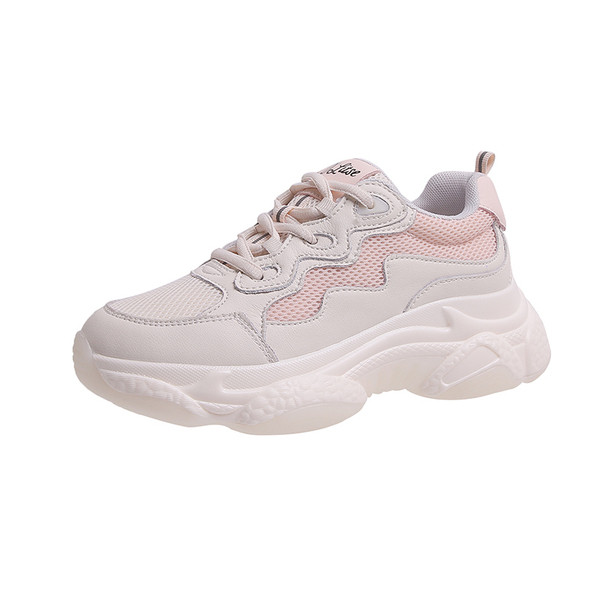 Modernas sieviešu kedas ar plakanām zolēm un šņorēm