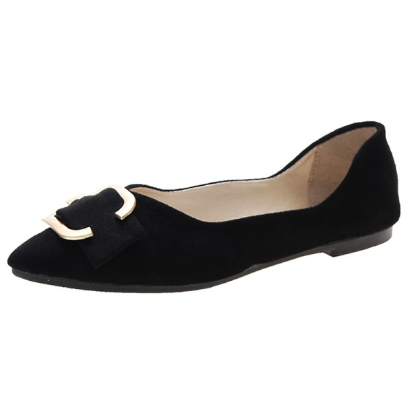 Sieviešu ikdienas apavi no eko zamšādas ar plakanu zoli smailu modeli