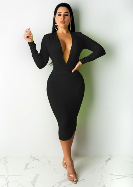 Stilīga sieviešu kleita ar V veida kakla izgriezumu un garām piedurknēm