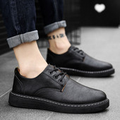 Stilīgi vīriešu apavi no eko ādas ar plakanām zolēm un šņorēm