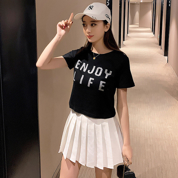 Alkalmi női rövid póló felirattal és rövid ujjal