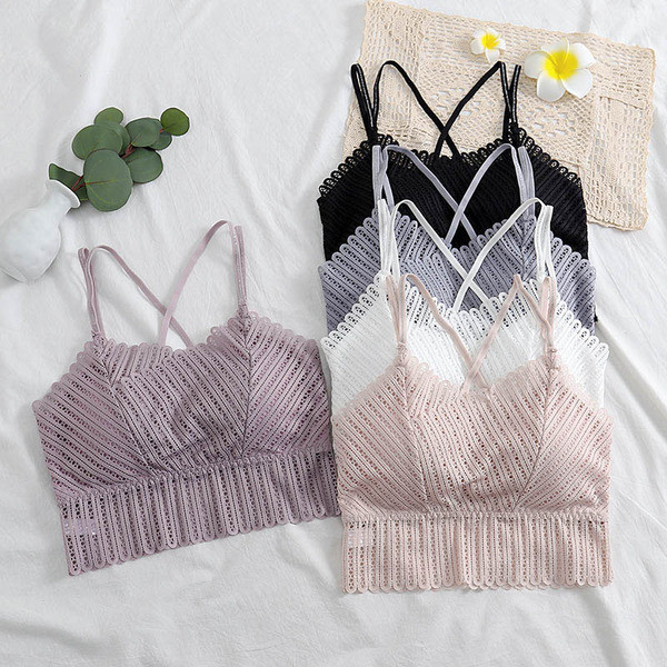 Stilinga moteriška krūtinė su dvigubais dirželiais ir pagalvėlėmis