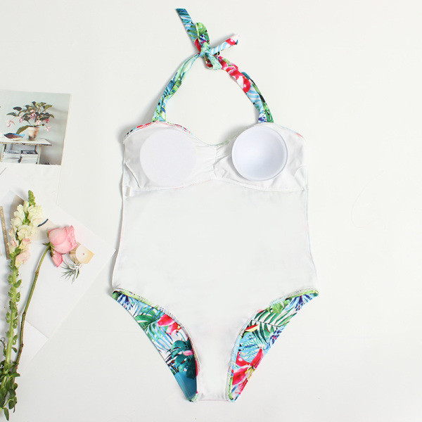 Цял бански костюм  с флорален  десен и презрамки