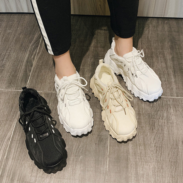 Καθημερινά γυναικεία αθλητικά παπούτσια με ανθεκτική σόλα από οικολογικό δέρμα