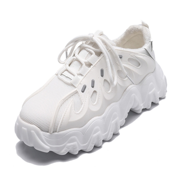 Καθημερινά γυναικεία αθλητικά παπούτσια με ανθεκτική σόλα από οικολογικό δέρμα