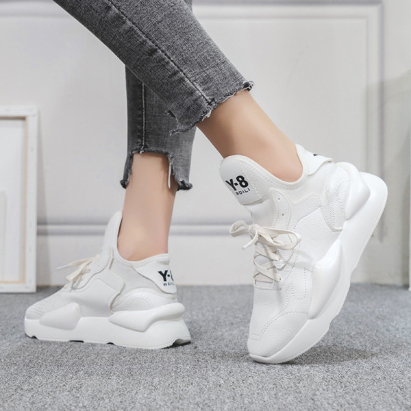 Έκο δερμάτινα γυναικεία παπούτσια με ίσια σόλα 