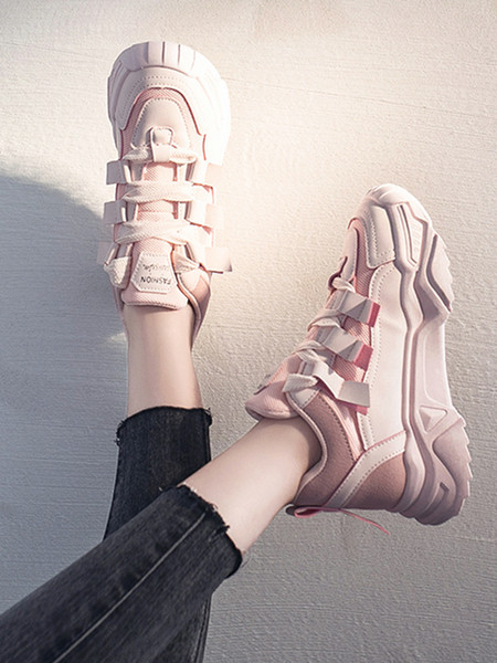 Nyárra alkalmas női alkalmi tornacipő durva talppal