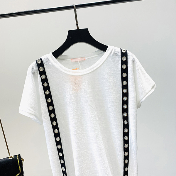 Uue mudeli lühikeste varrukate ja metallelementidega naiste T-särk