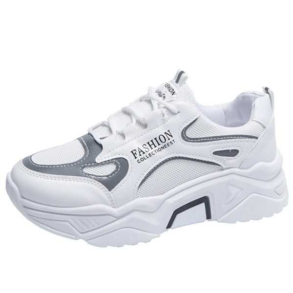 Αθλητικά casual γυναικεία παπούτσια με μια σκληρή σόλα κατάλληλη για το καλοκαίρι