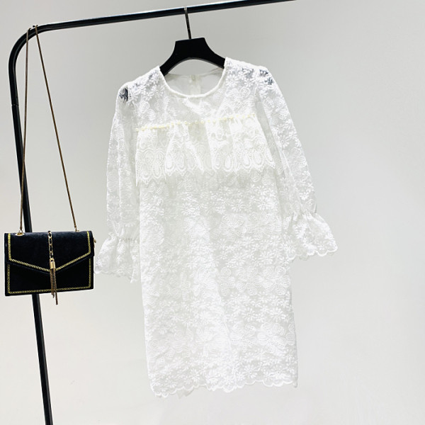 Νέο μοντέλο γυναικείο φόρεμα δαντελλών με 3/4 Lotus μανίκια και οβάλ λαιμόκοψη