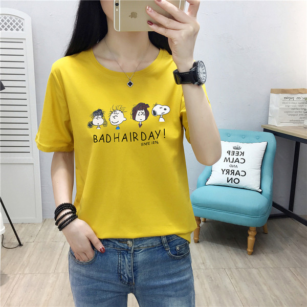 Tricou casual dama cu aplicatie colorata si maneci scurte