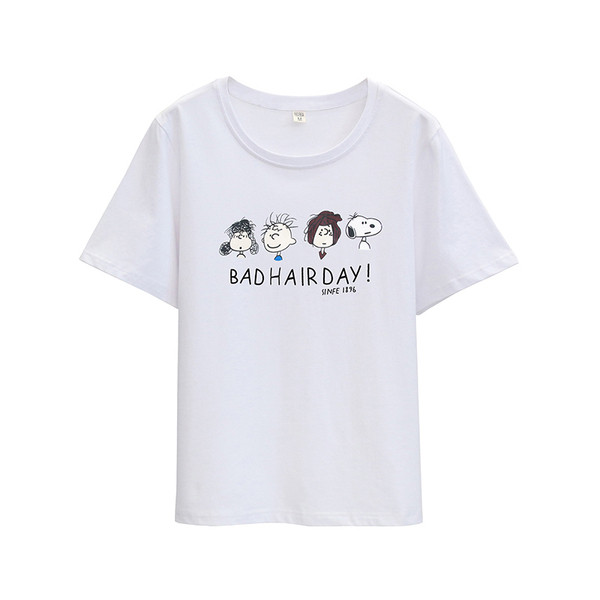 Tricou casual dama cu aplicatie colorata si maneci scurte