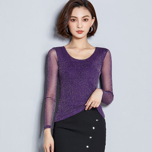 Särav naiste pluus ümara kaelusega ja pikkade varrukatega