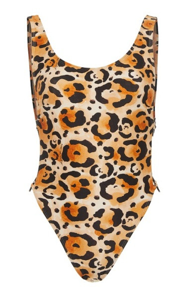Teljes fürdőruha csupasz háttal és állatmintával