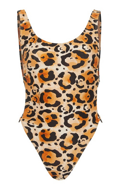 Teljes fürdőruha csupasz háttal és állatmintával
