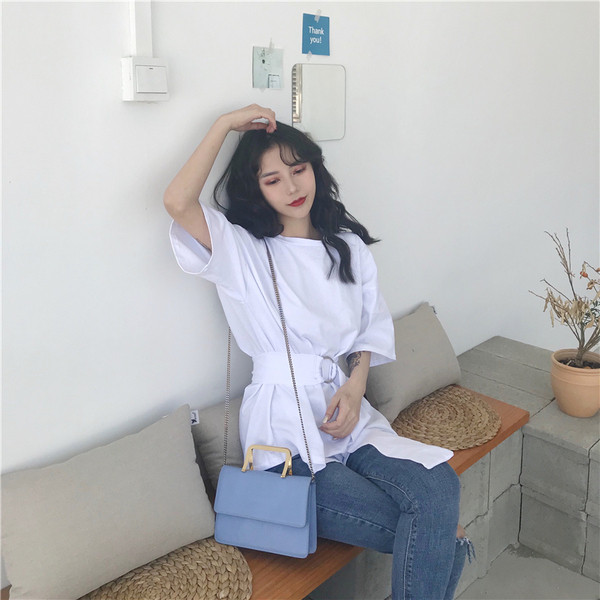 Stiilne naiste pluus 3/4 varrukate ja vöörihmaga